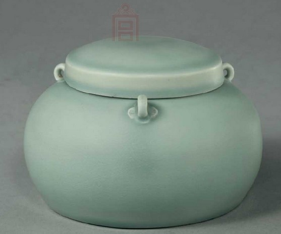 永乐官窑翠青釉三系盖罐