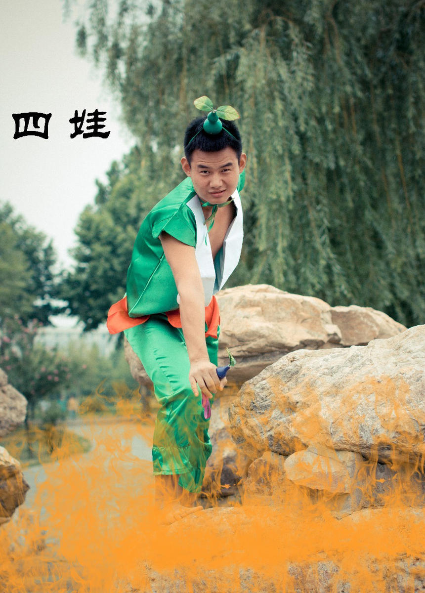 "日前,真人版葫芦娃现身河南科技大学校园,原来这是河科大毕业生拍摄