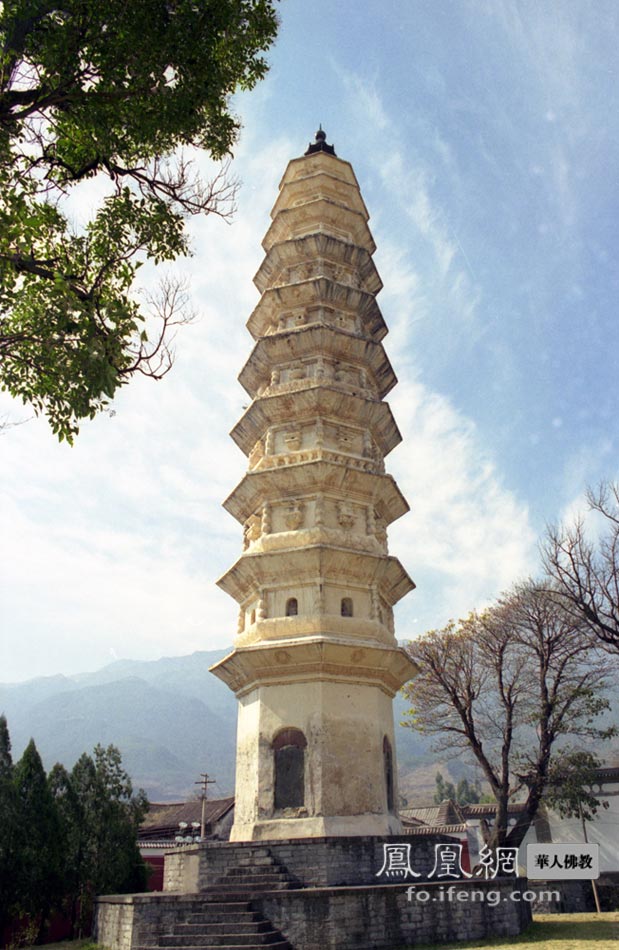 曹立君作品:苍山洱海间 永镇山川的崇寿寺三塔(5/7)