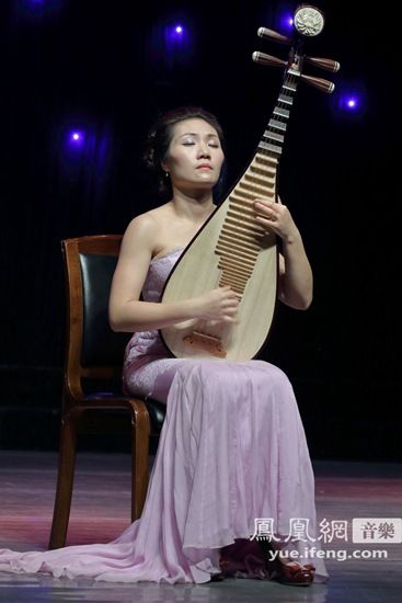 名师赵洁琵琶独奏音乐会连云港圆满成功