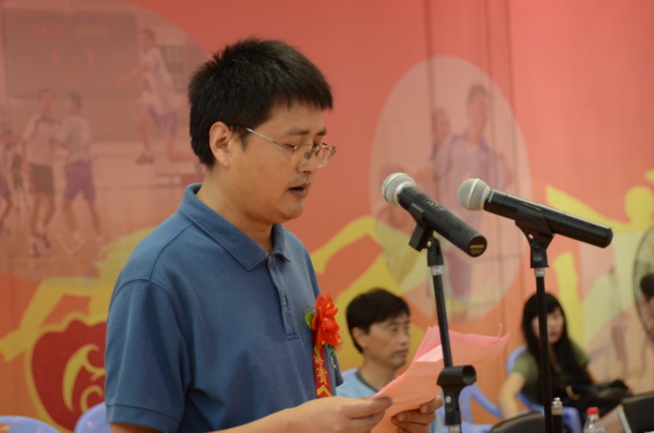 第27届中国大学生手球锦标赛组委会主任,副校长朱大勇致辞