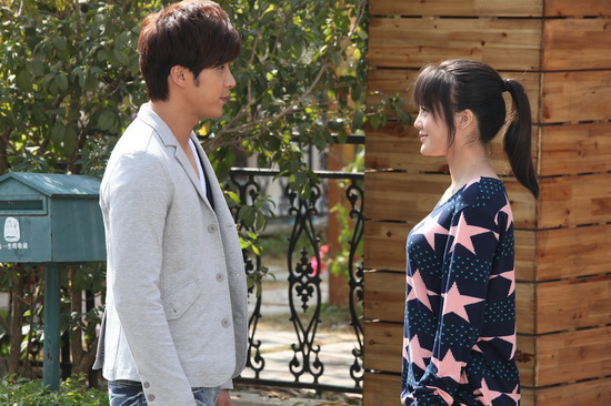 由广东东昇影视出品,贺军翔,张玉嬿,张璇,宗峰岩,毛林林等主演的电视