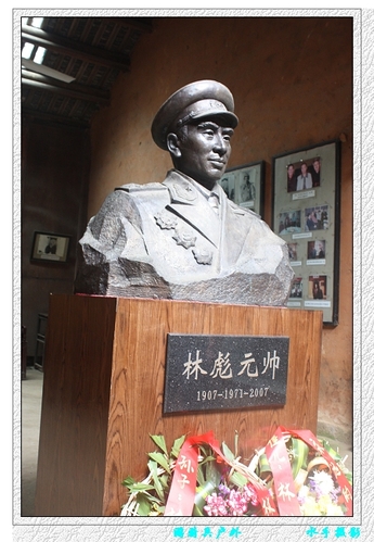 探秘中国各地的林彪铜像