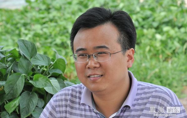 第一书记刘传伟做工作不如融入他们的生活