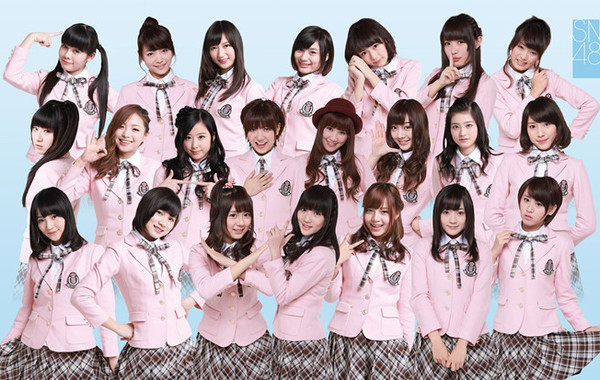 节目组又证实了新兴美少女组合snh48和男子组合至上励合加盟的消息