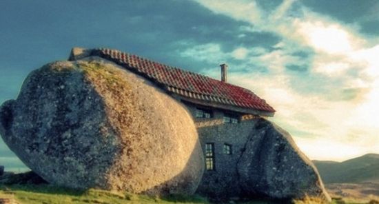 > 正文no.1/9 葡萄牙 fafe山中的石头屋