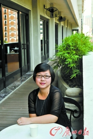 凤凰时尚 黄佟佟 黄佟佟:资深明星评论人