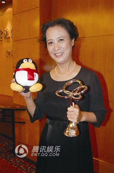 2月20日晚,上海白玉兰"视后",《媳妇的美好时代》中"婆婆"曹心梅的