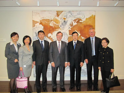 驻多伦多总领事房利出席蒙特利尔银行欢迎午宴