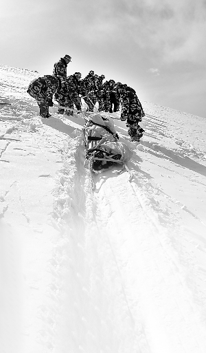 甘肃马牙雪山30小时生死大营救救援过程耗费大量公共资源