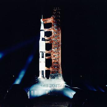 大西洋底惊现阿波罗飞船发动机亚马逊ceo计划打捞