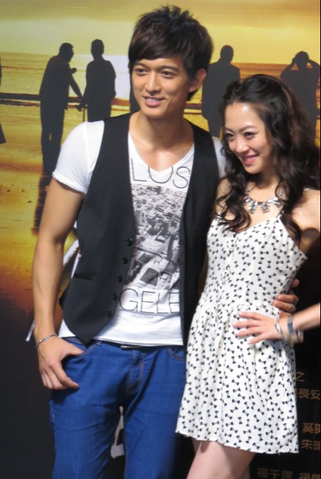 张国立《原乡》试片会 陈亚兰意外现身掀高潮