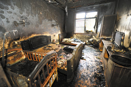 慈溪周巷一民房发生火灾 房内两人逃生三人死亡