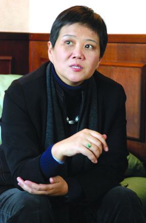 电视剧:《雍正王朝》(1997年)《汉武大帝》(2004年)《乔家大院》(2005