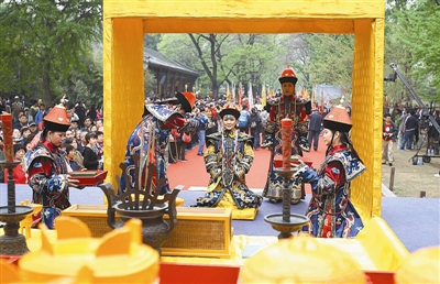 北海公园祭蚕图