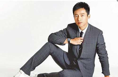 汪小菲登封面极力晒幸福自曝常为大s亲自下厨