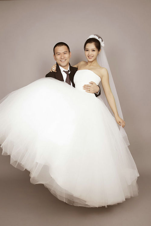 白庆琳结婚照图片