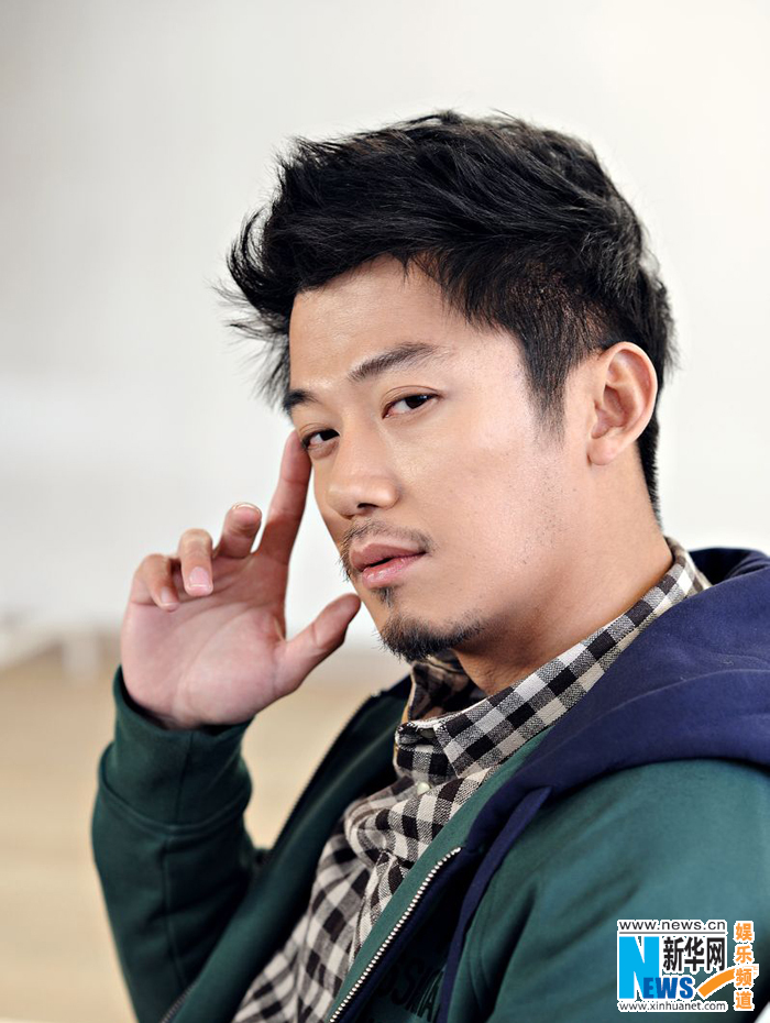 组图芦芳生居家写真秀萌态艺术气质率真十足