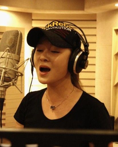 徐杨新曲《暗恋》即将开响(组图)