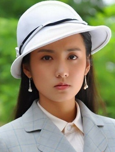 地火热播吕一谍战上演美女救英雄