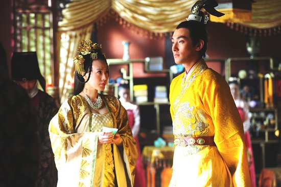 《帝锦》收视持续升温 战斗力十足不畏奥运