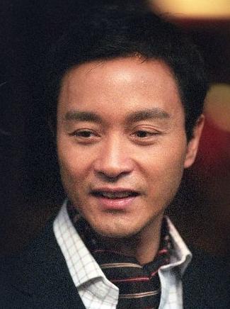 哥哥)56岁的生忌,其生前经理人陈淑芬和儿子家豪,哥哥生前助手kenneth