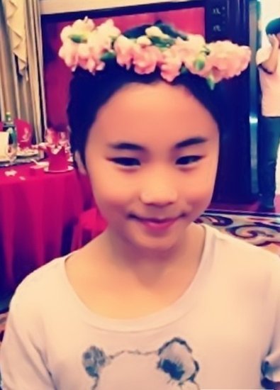 窦唯小女儿窦家媛