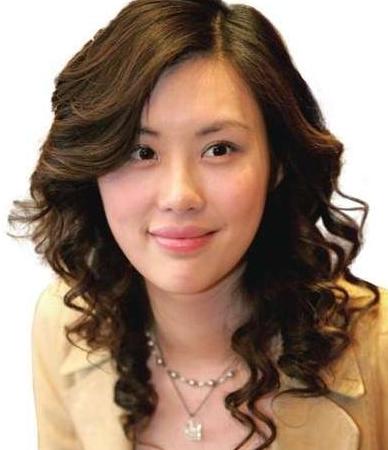 揭王石新欢昔日恋情曾与豪门公子相恋