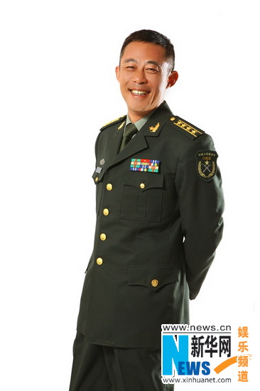 麻辣女兵热播侯勇认老跟90后搭戏有代沟