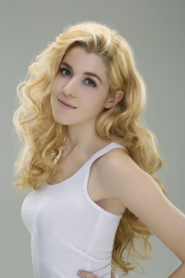 《星跳水立方》等节目而被众多观众所熟知的金小鱼,拥有美国及法国